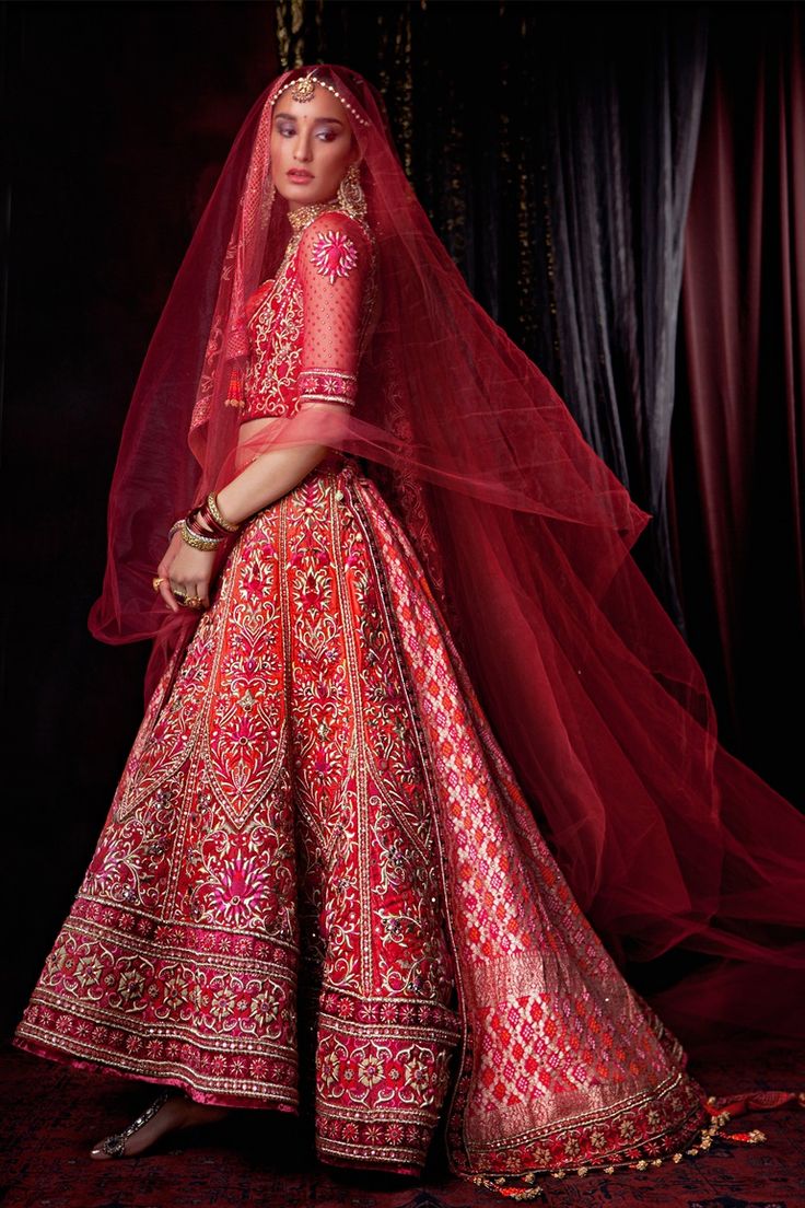 Beautiful Bridal Lehengas Incredible Snaps