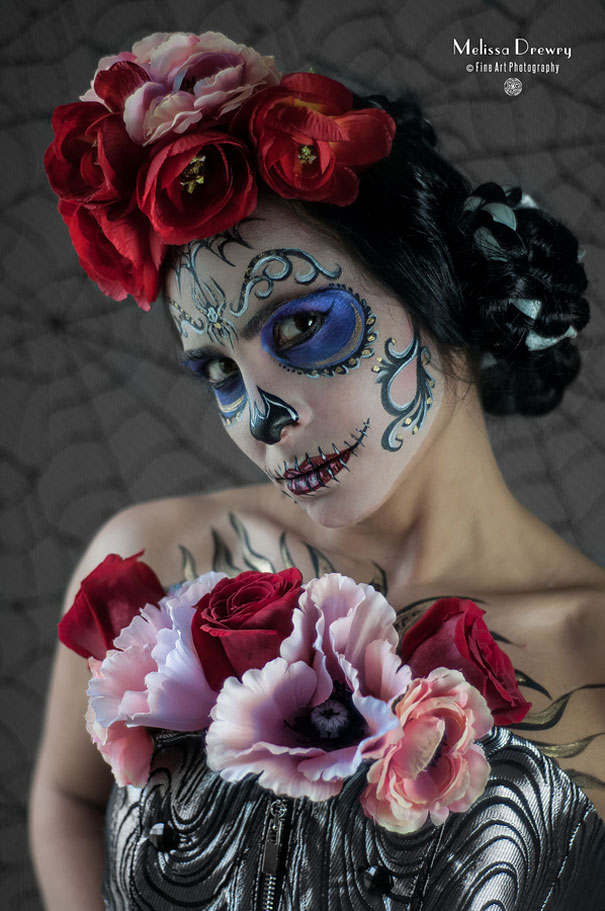 Stunning Photographs Dia De Los Muertos make up art