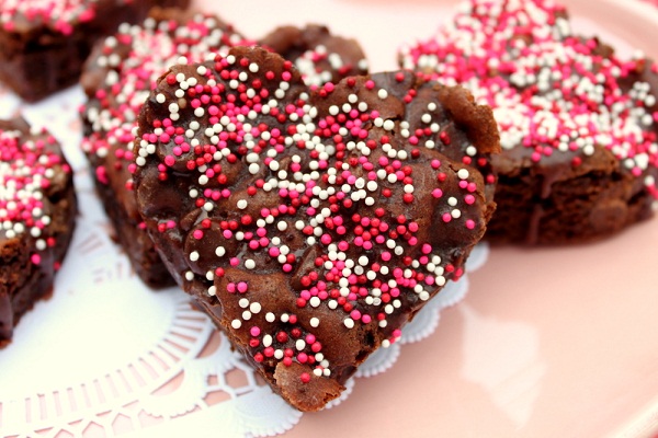 valentine heart brownies
