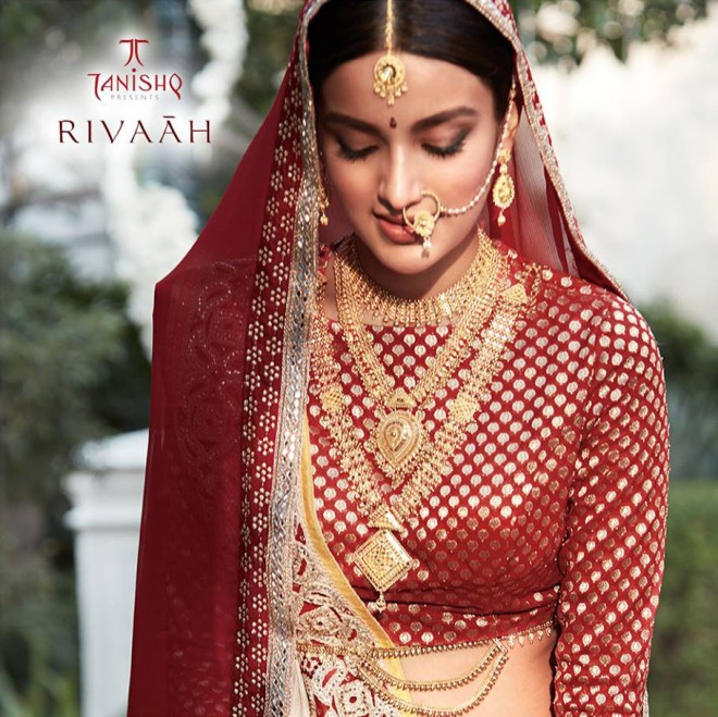 11-indian-wedding-photography-tanishq-jeweller.preview